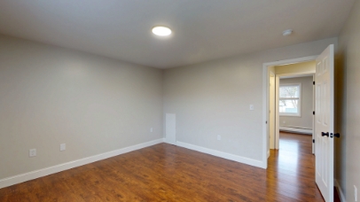 569 Center Street - 7
