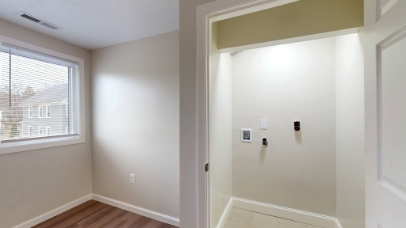 571 Center Street - 3
